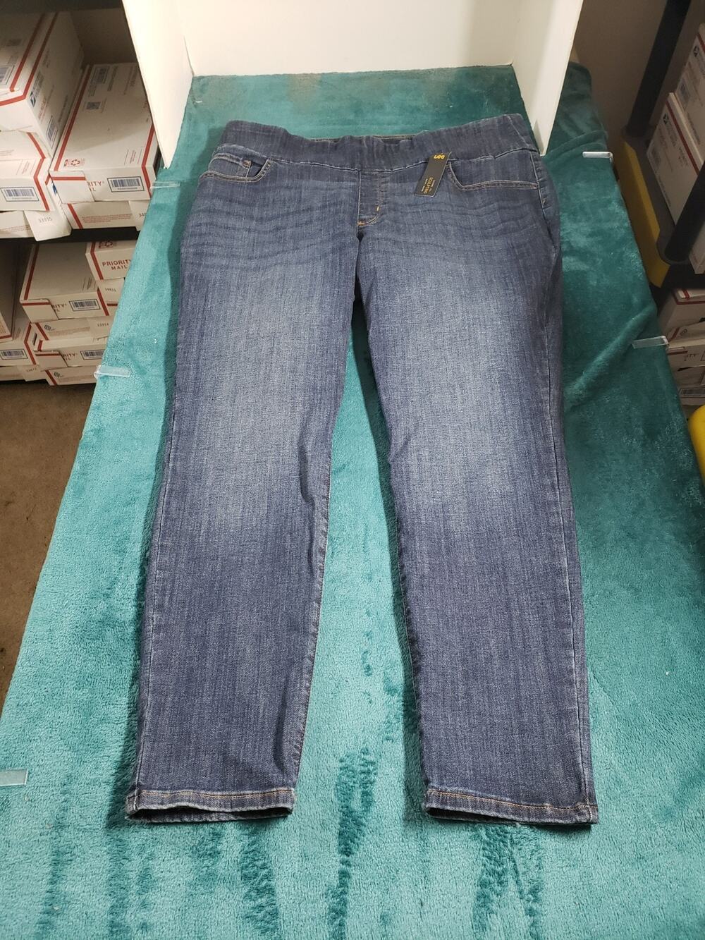 Lee Jeans Size 24 W Women Blue Pants Stretch Pull On Sculpting Slim Skinny NWT